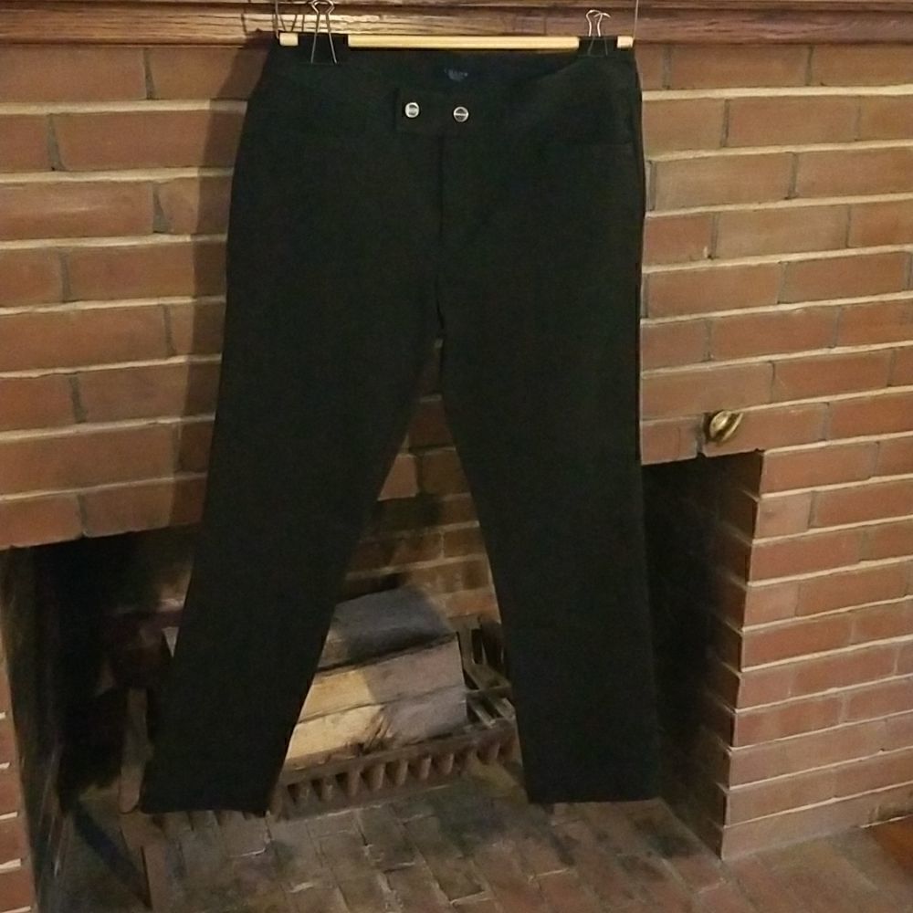 Chaps black dress pants. Size 8P. - Picture 6 of 6